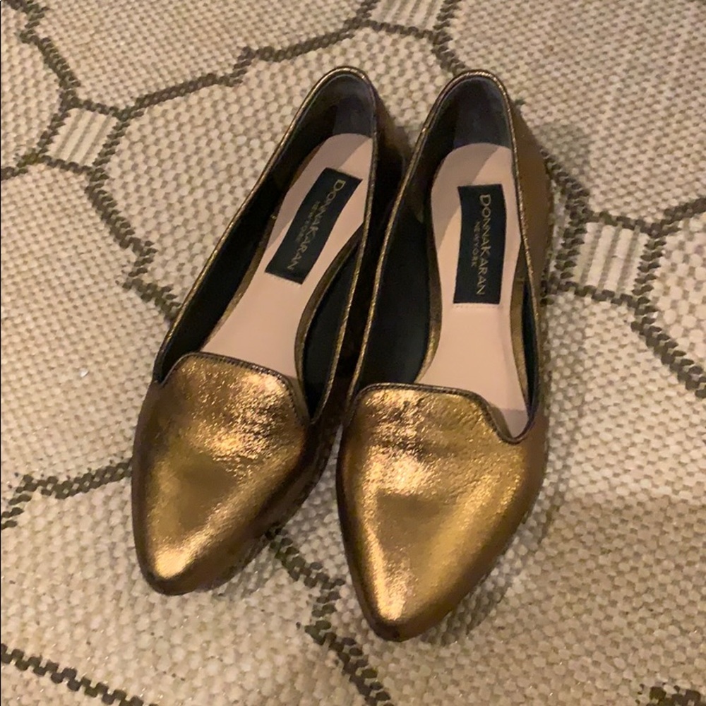 Donna Karan New York Flat
